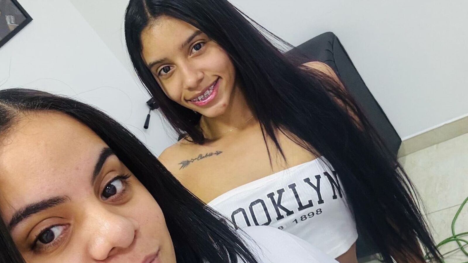 MaryeAndJuliana