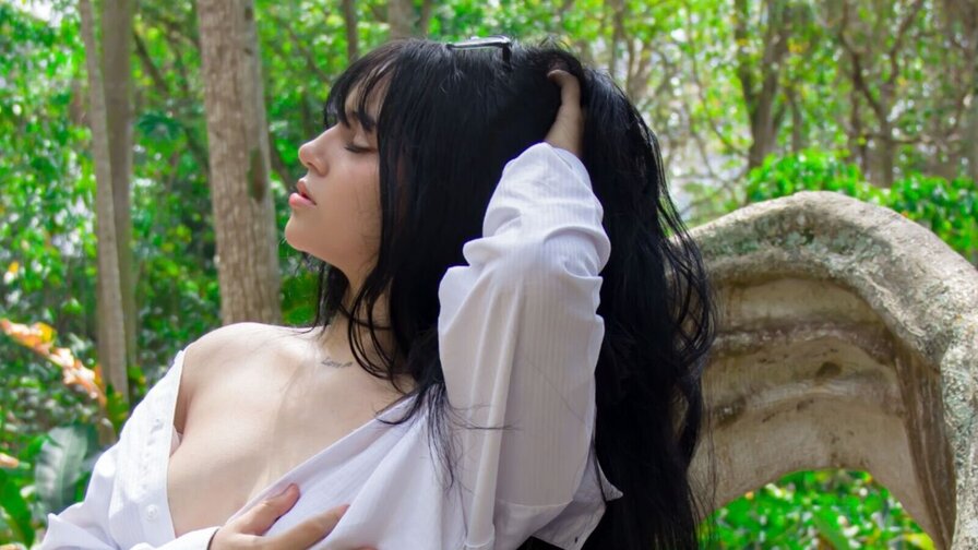 ShopiaWhite