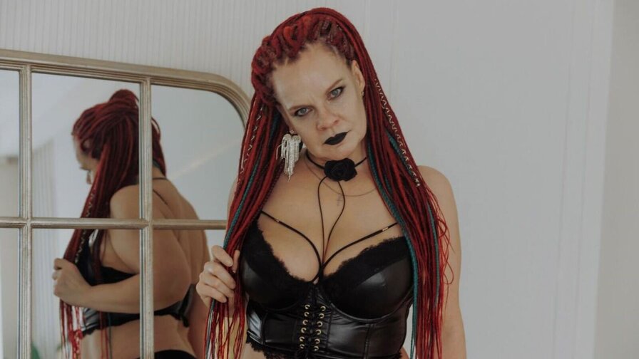 NicoleByrd
